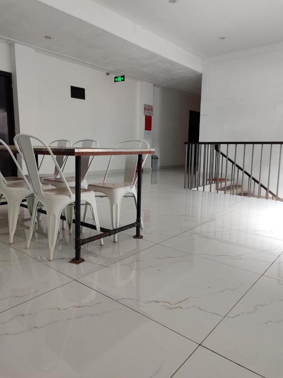 Hotel Nha Khach Ken Cà Mau Zewnętrze zdjęcie
