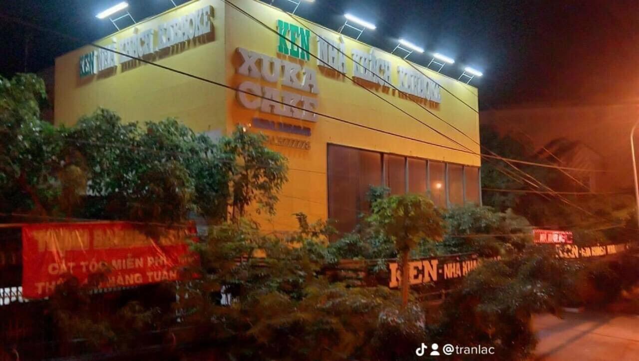 Hotel Nha Khach Ken Cà Mau Zewnętrze zdjęcie